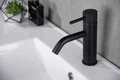 Ribbd wastafelkraan met coldstart mat zwart