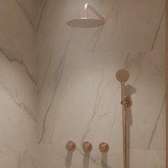 IVY Bond Regendoucheset - inbouw - symmetry - 2 stopkranen - 40cm wandarm - 25cm slim hoofddouche - houder met uitlaat - 150cm doucheslang - 3-standen handdouche - Geborsteld mat koper PVD