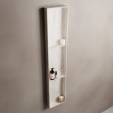 MONDIAZ EASY Nis 149,5x29,5cm in solid surface kleur Ostra. 3 vakken geschikt voor in- of opbouw