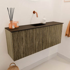 JOYA 100cm toiletmeubel kleur Dusk. Wastafel FAYE positie Midden Zonder kraangat kleur Urban.