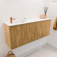 JOYA 100cm toiletmeubel kleur Oak. Wastafel FAYE positie Links 1 kraangat kleur Talc.