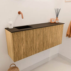 JOYA 100cm toiletmeubel kleur Oak. Wastafel FAYE positie Links Zonder kraangat kleur Urban.