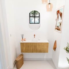 JOYA 100cm toiletmeubel kleur Oak. Wastafel FAYE positie Midden Zonder kraangat kleur Talc.