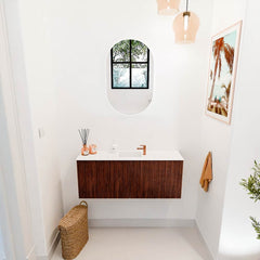 JOYA 100cm toiletmeubel kleur Ruby. Wastafel FAYE positie Midden 1 kraangat kleur Talc.