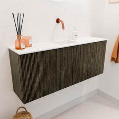 JOYA 100cm toiletmeubel kleur Shadow. Wastafel FAYE positie Midden Zonder kraangat kleur Talc.