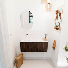 JOYA 100cm toiletmeubel kleur Walnut. Wastafel FAYE positie Links Zonder kraangat kleur Talc.