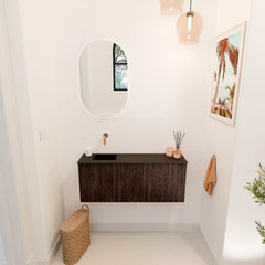 JOYA 100cm toiletmeubel kleur Walnut. Wastafel FAYE positie Links Zonder kraangat kleur Urban.