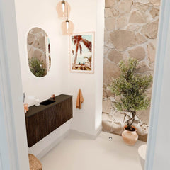 JOYA 100cm toiletmeubel kleur Walnut. Wastafel FAYE positie Midden 1 kraangat kleur Urban.