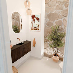 JOYA 100cm toiletmeubel kleur Walnut. Wastafel FAYE positie Midden Zonder kraangat kleur Urban.