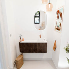 JOYA 101,6cm toiletmeubel ronding links kleur Walnut. Wastafel FAYE positie Rechts Zonder kraangat kleur Talc.