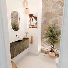 JOYA 113,2cm toiletmeubel ronding links + rechts kleur Dusk. Wastafel FAYE positie Midden Zonder kraangat kleur Urban.