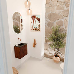 JOYA 40cm toiletmeubel kleur Ruby. Wastafel FAYE positie Rechts Zonder kraangat kleur Urban