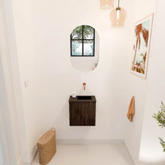 JOYA 40cm toiletmeubel kleur Walnut. Wastafel FAYE positie Rechts Zonder kraangat kleur Urban.