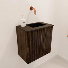 JOYA 40cm toiletmeubel kleur Walnut. Wastafel FAYE positie Rechts Zonder kraangat kleur Urban.