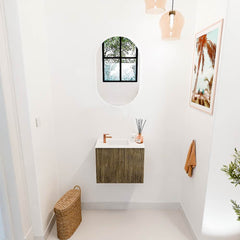 JOYA 50cm toiletmeubel kleur Dusk. Wastafel FAYE positie Links 1 kraangat kleur Talc.