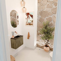 JOYA 50cm toiletmeubel kleur Dusk. Wastafel FAYE positie Rechts Zonder kraangat kleur Urban.