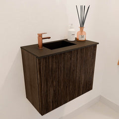 JOYA 50cm toiletmeubel kleur Walnut. Wastafel FAYE positie Links 1 kraangat kleur Urban.