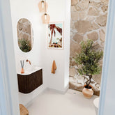 JOYA 51,6cm toiletmeubel ronding links kleur Walnut. Wastafel FAYE positie Rechts Zonder kraangat kleur Talc.