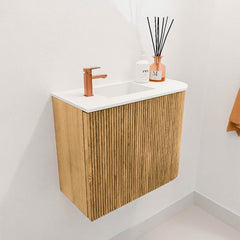 JOYA 51,6cm toiletmeubel ronding rechts kleur Oak. Wastafel FAYE positie Links 1 kraangat kleur Talc.