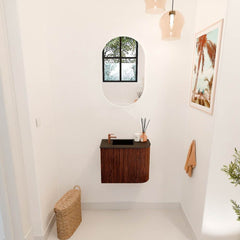 JOYA 51,6cm toiletmeubel ronding rechts kleur Ruby. Wastafel FAYE positie Links 1 kraangat kleur Urban.