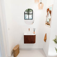 JOYA 51,6cm toiletmeubel ronding rechts kleur Ruby. Wastafel FAYE positie Links Zonder kraangat kleur Talc.