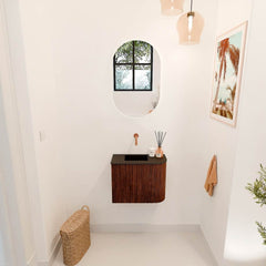 JOYA 51,6cm toiletmeubel ronding rechts kleur Ruby. Wastafel FAYE positie Links Zonder kraangat kleur Urban.