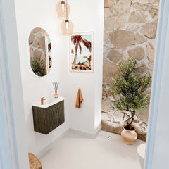 JOYA 51,6cm toiletmeubel ronding rechts kleur Shadow. Wastafel FAYE positie Links 1 kraangat kleur Talc.