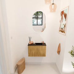 JOYA 60cm toiletmeubel kleur Oak. Wastafel FAYE positie Rechts 1 kraangat kleur Urban.