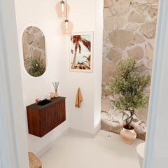 JOYA 60cm toiletmeubel kleur Ruby. Wastafel FAYE positie Links 1 kraangat kleur Urban.