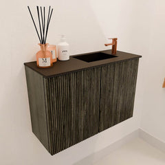 JOYA 60cm toiletmeubel kleur Shadow. Wastafel FAYE positie Rechts 1 kraangat kleur Urban.