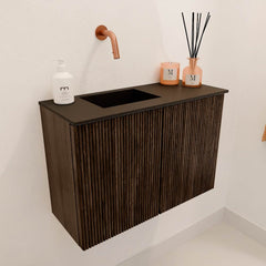 JOYA 60cm toiletmeubel kleur Walnut. Wastafel FAYE positie Links Zonder kraangat kleur Urban.