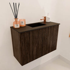 JOYA 60cm toiletmeubel kleur Walnut. Wastafel FAYE positie Midden 1 kraangat kleur Urban.
