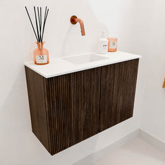 JOYA 60cm toiletmeubel kleur Walnut. Wastafel FAYE positie Midden Zonder kraangat kleur Talc.