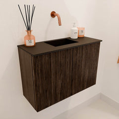 JOYA 60cm toiletmeubel kleur Walnut. Wastafel FAYE positie Midden Zonder kraangat kleur Urban.