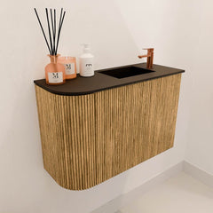 JOYA 61,6cm toiletmeubel ronding links kleur Oak. Wastafel FAYE positie Rechts 1 kraangat kleur Urban.