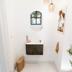 JOYA 61,6cm toiletmeubel ronding links kleur Shadow. Wastafel FAYE positie Rechts 1 kraangat kleur Talc.