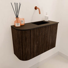 JOYA 61,6cm toiletmeubel ronding links kleur Walnut. Wastafel FAYE positie Rechts Zonder kraangat kleur Urban.