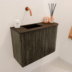 JOYA 61,6cm toiletmeubel ronding rechts kleur Shadow. Wastafel FAYE positie Links Zonder kraangat kleur Urban.