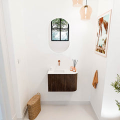 JOYA 61,6cm toiletmeubel ronding rechts kleur Walnut. Wastafel FAYE positie Links Zonder kraangat kleur Talc.