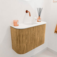 JOYA 63,2cm toiletmeubel ronding links + rechts kleur Oak. Wastafel FAYE positie Midden Zonder kraangat kleur Talc.