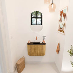 JOYA 63,2cm toiletmeubel ronding links + rechts kleur Oak. Wastafel FAYE positie Midden Zonder kraangat kleur Urban.