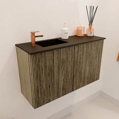 JOYA 70cm toiletmeubel kleur Dusk. Wastafel FAYE positie Links 1 kraangat kleur Urban.