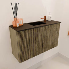 JOYA 70cm toiletmeubel kleur Dusk. Wastafel FAYE positie Midden 1 kraangat kleur Urban.