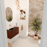 JOYA 70cm toiletmeubel kleur Ruby. Wastafel FAYE positie Links Zonder kraangat kleur Urban.