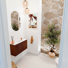 JOYA 70cm toiletmeubel kleur Ruby. Wastafel FAYE positie Midden 1 kraangat kleur Talc.