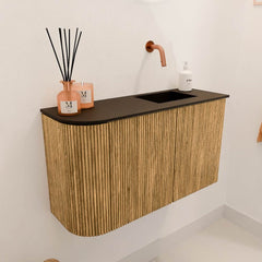 JOYA 71,6cm toiletmeubel ronding links kleur Oak. Wastafel FAYE positie Rechts Zonder kraangat kleur Urban.