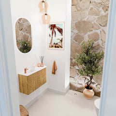 JOYA 71,6cm toiletmeubel ronding rechts kleur Oak. Wastafel FAYE positie Links 1 kraangat kleur Talc.