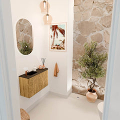 JOYA 71,6cm toiletmeubel ronding rechts kleur Oak. Wastafel FAYE positie Links 1 kraangat kleur Urban.