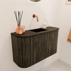 JOYA 73,2cm toiletmeubel ronding links + rechts kleur Shadow. Wastafel FAYE positie Midden Zonder kraangat kleur Urban.