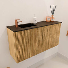 JOYA 80cm toiletmeubel kleur Oak. Wastafel FAYE positie Links 1 kraangat kleur Urban.